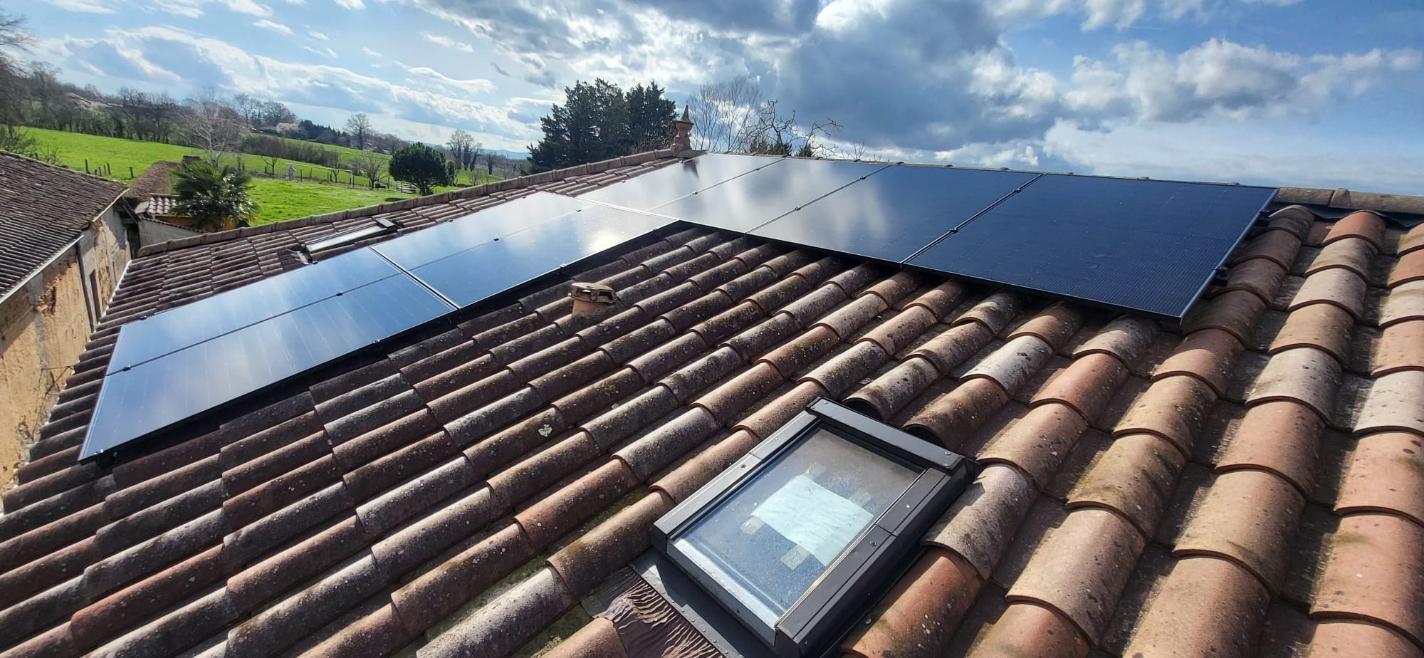 ag-solaire-installateur-panneaux-solaires-beaujolais
